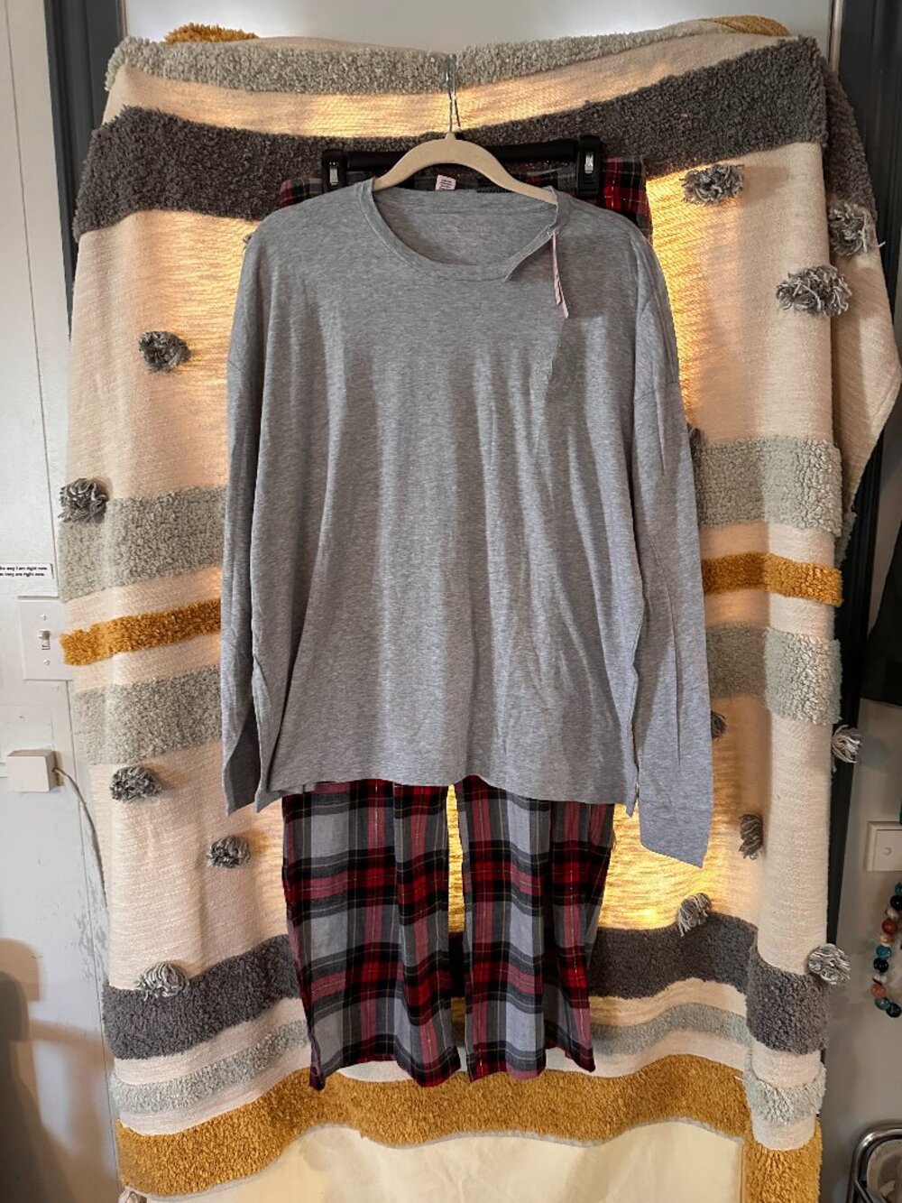 Victoria's Secret Women's Flannel Long-Sleeve Pajama Set - Size Large